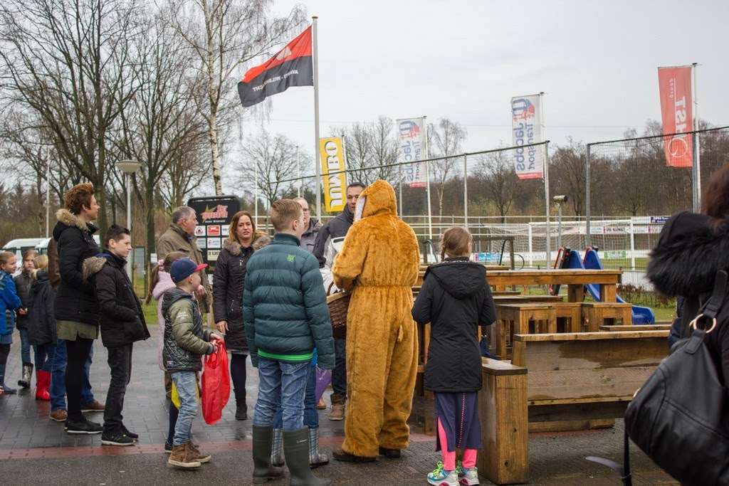 Paaseieren zoeken 2016 foto 7